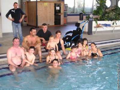 les amis d'Amélie à la piscine!